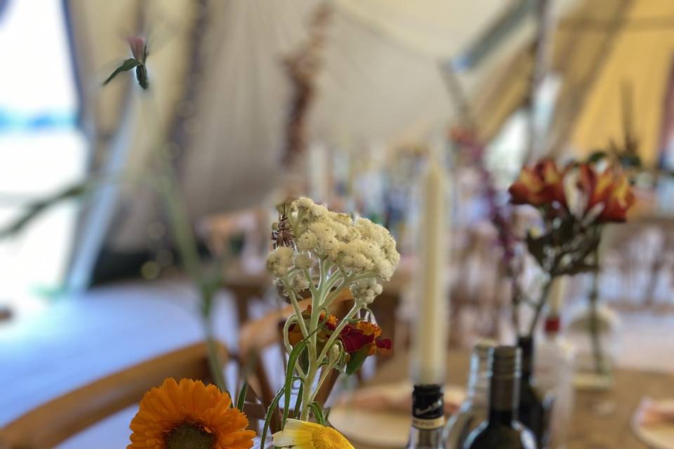 Gin bottle table centre