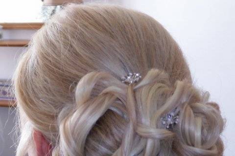 Jo Sellers Bridal Hair & Wedding Make Up