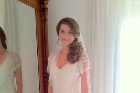 Jo Sellers Bridal Hair & Wedding Make Up