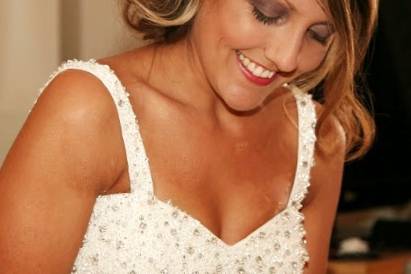 Jo Sellers Bridal Hair & Wedding Make Up