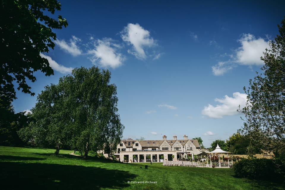 The Pear Tree, Wiltshire