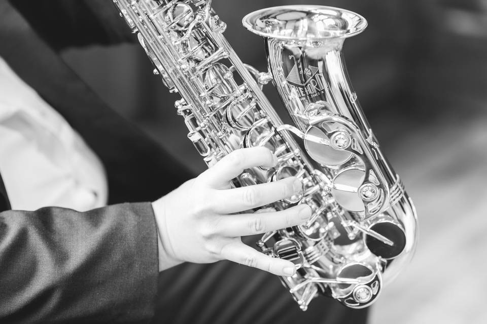 Wedding saxophonist