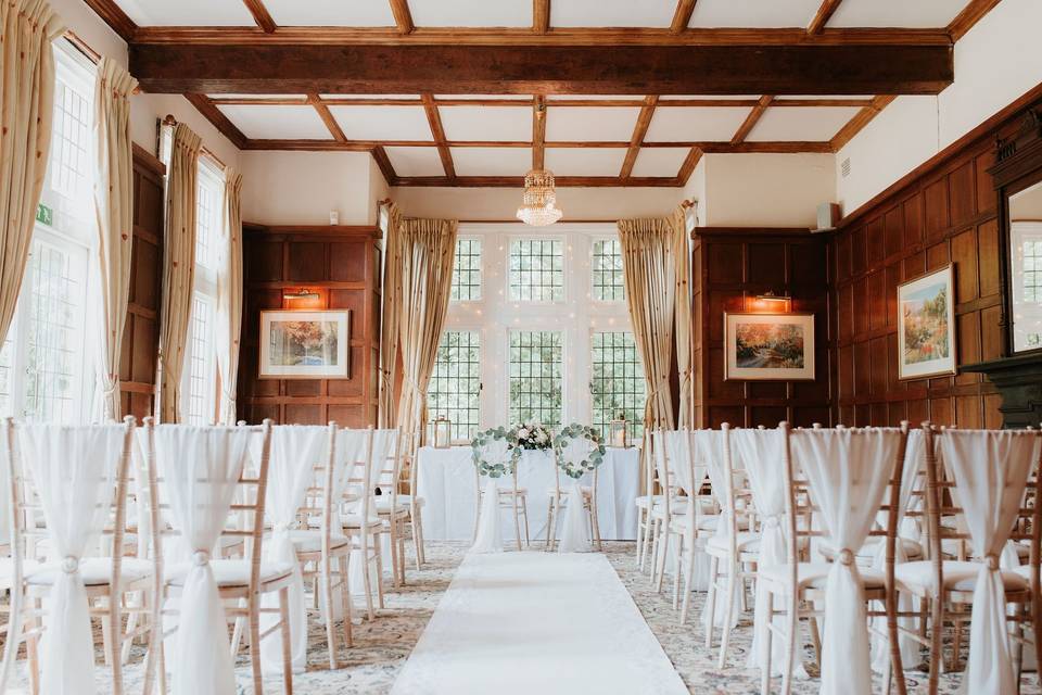 Oak room ceremony setup