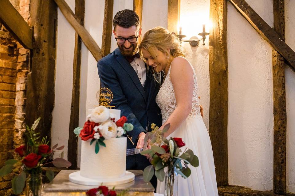 Wedding Cake Cutting