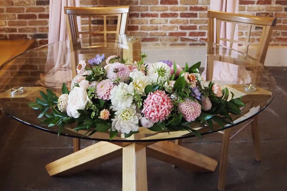 Single tray long & low