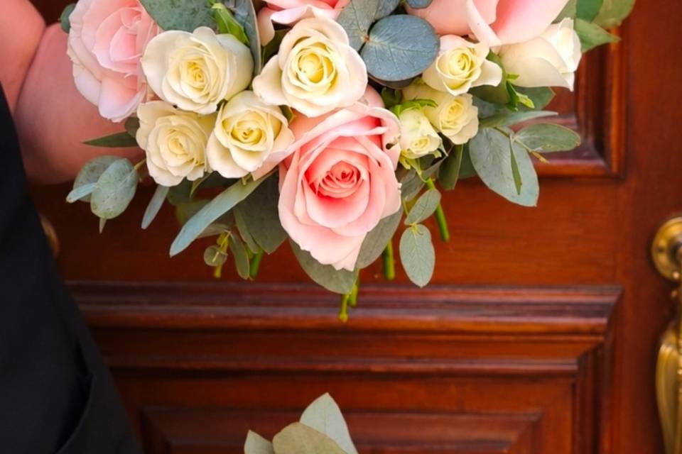 Bridesmaid bouquets