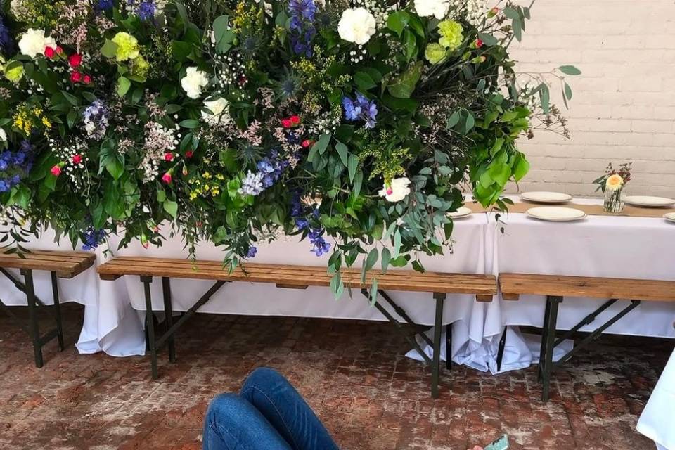 Floating arrangement