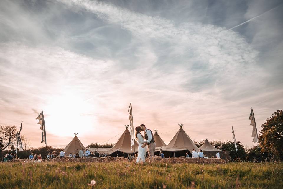 Tipis