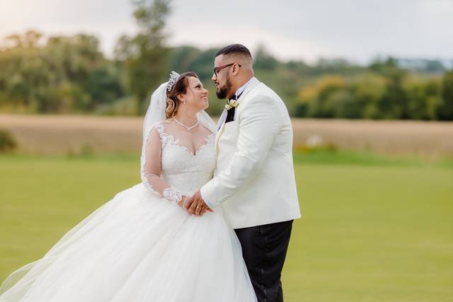 Kimberley & Nicolas wedd