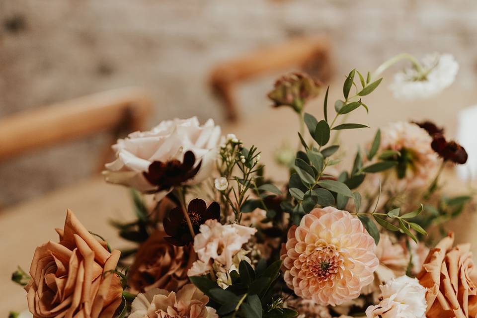 Tonal Table Flowers