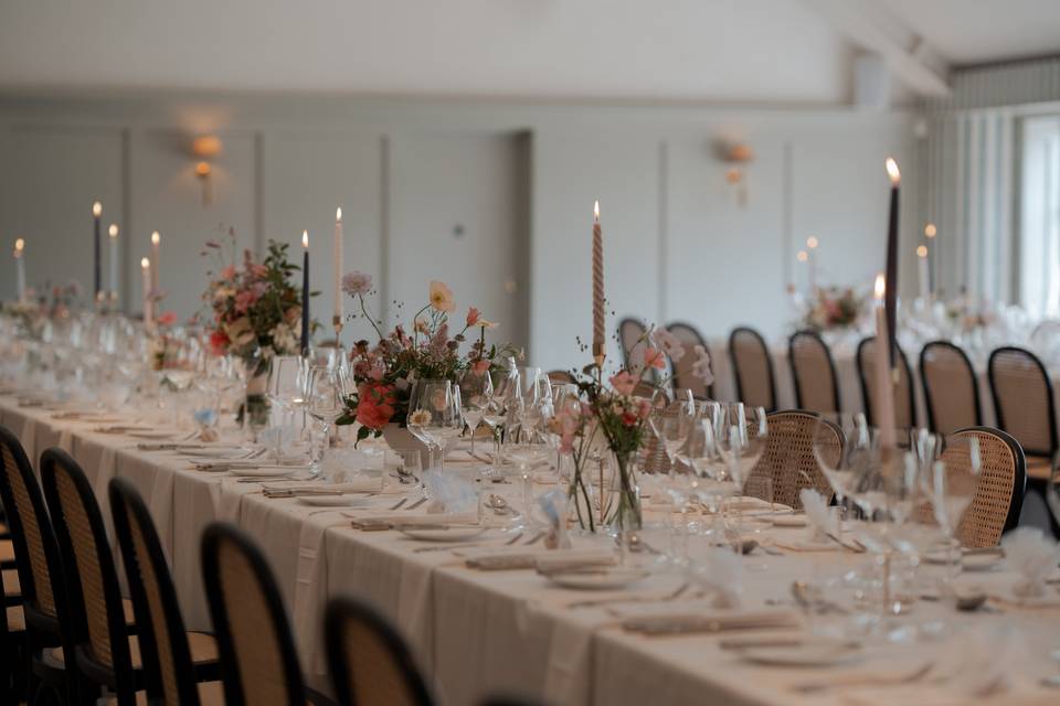 Banquet Table Flowers Kin Hous