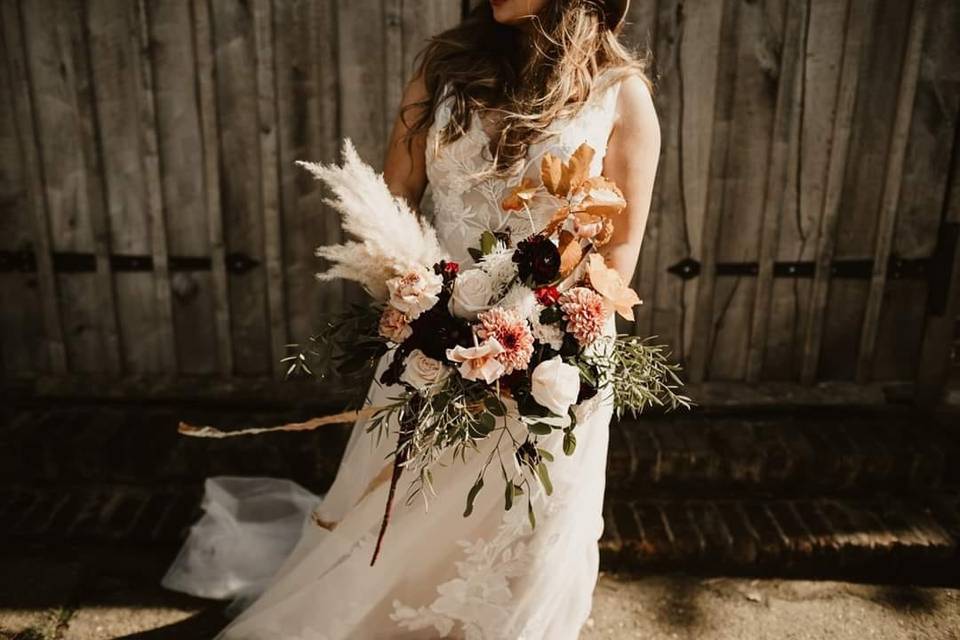 Cascading bouquet