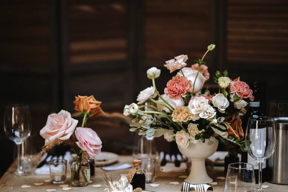 Bowls of table flowers