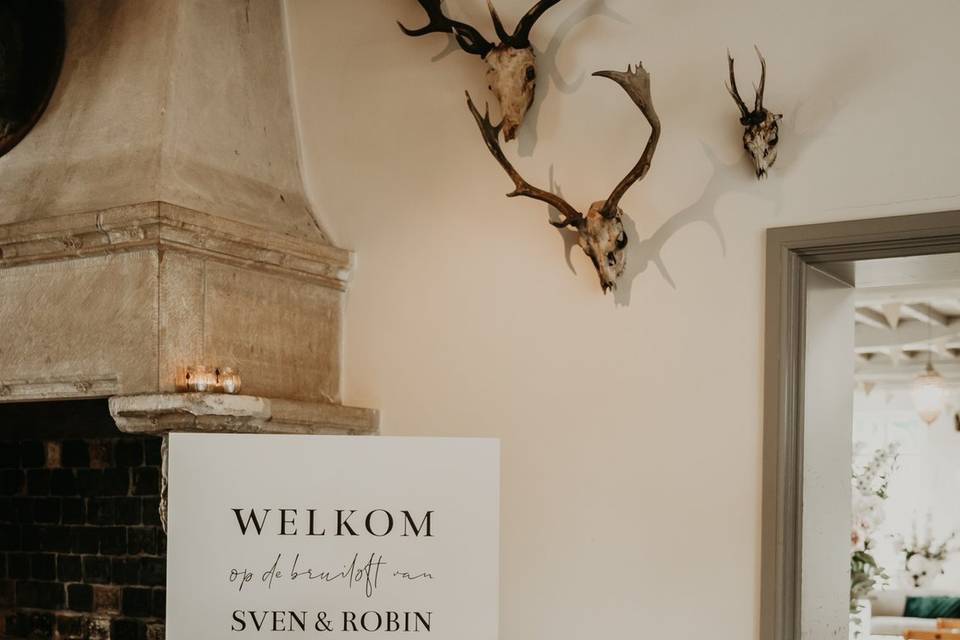 Welcome sign wedding