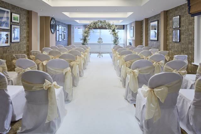Windsor Lounge ceremony