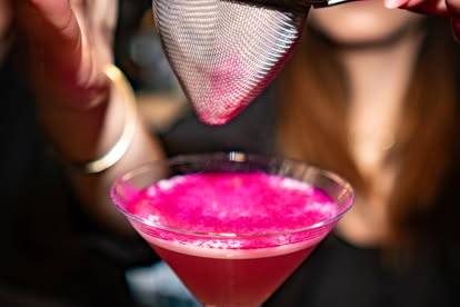 Specialised in Mixology