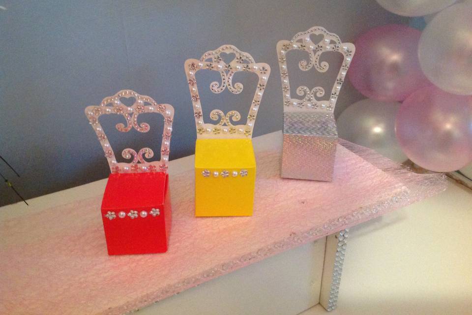 Favour boxes