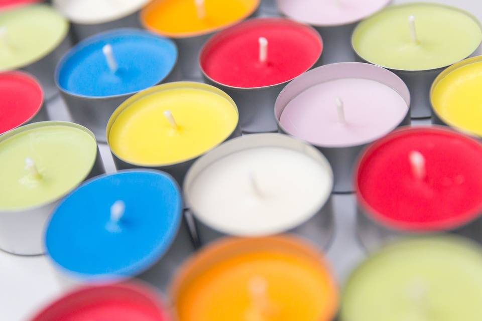 Colourful tealights