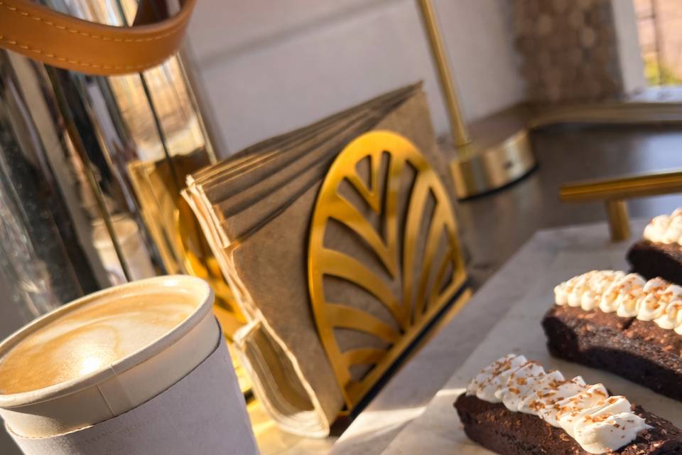 Coffee and brownie bites