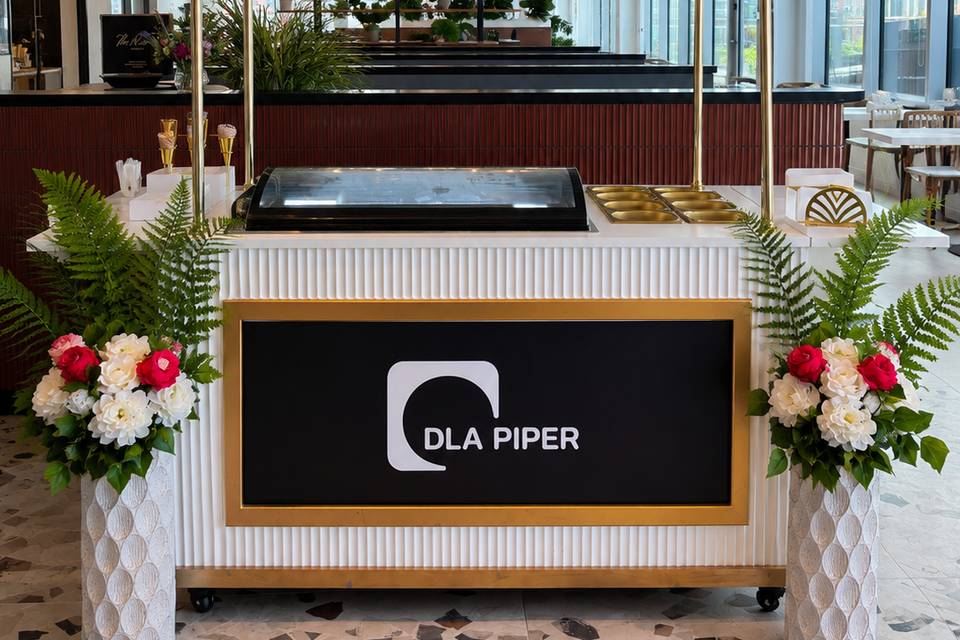 Corporate bar