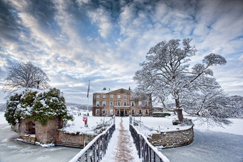 Waterton Park Hotel