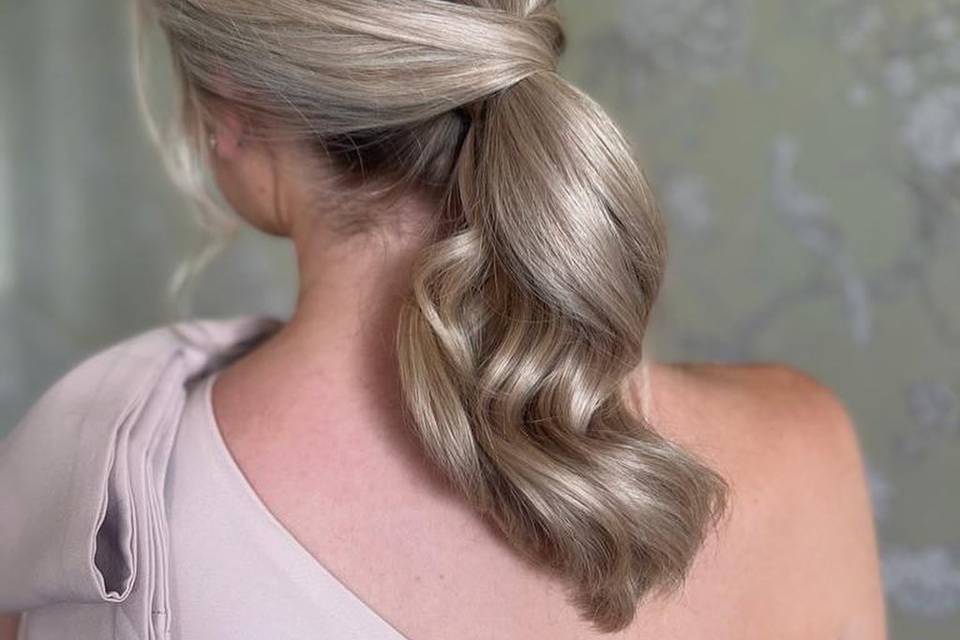 Bridesmaids hair