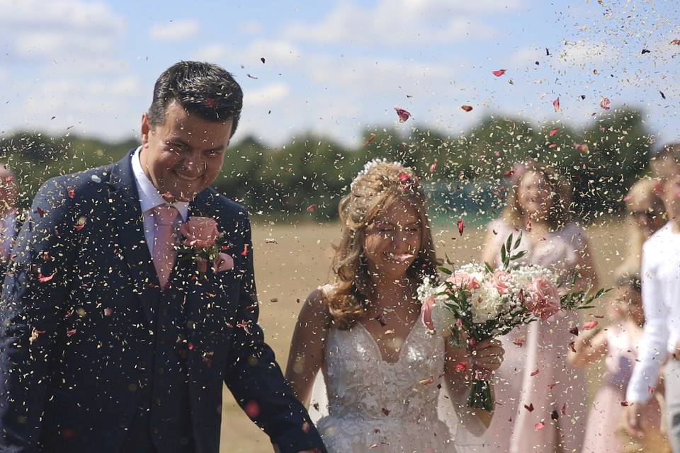 Emma & Mark confetti