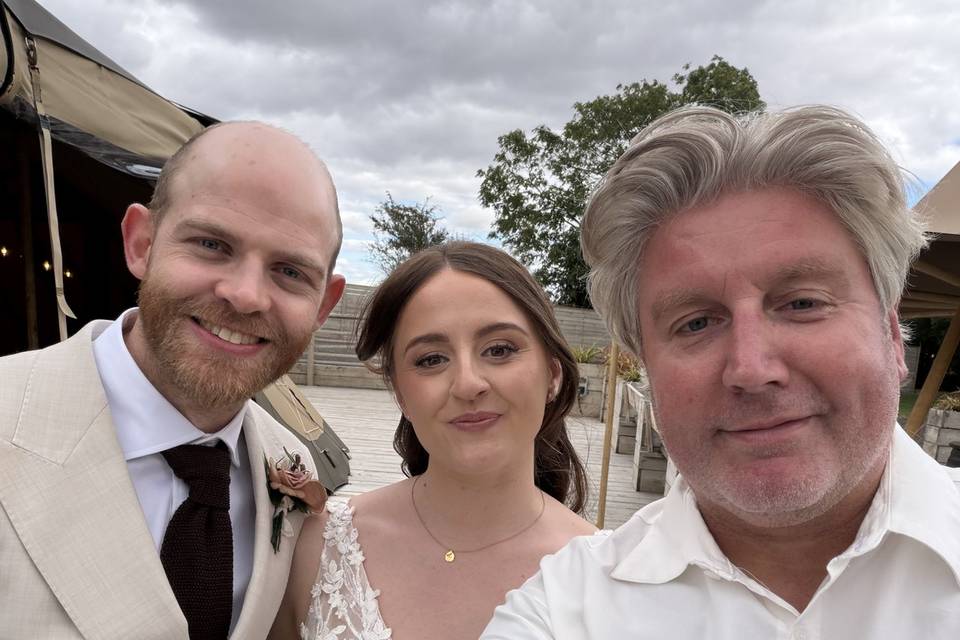 Wedding DJ Selfie...
