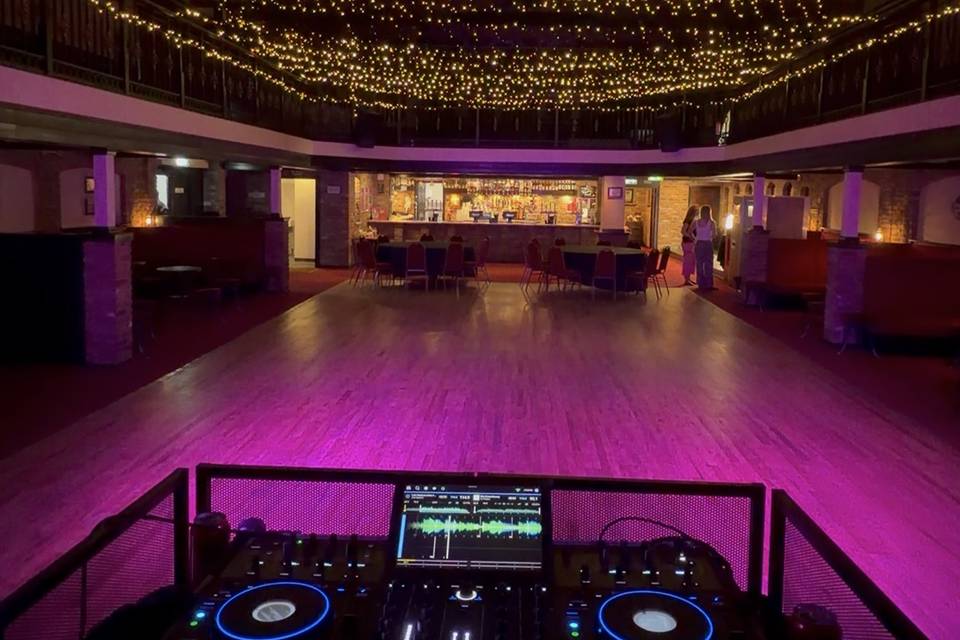 DJ View