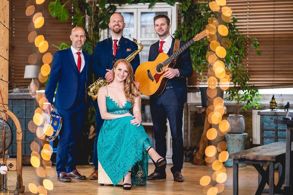 Wedding acoustic band