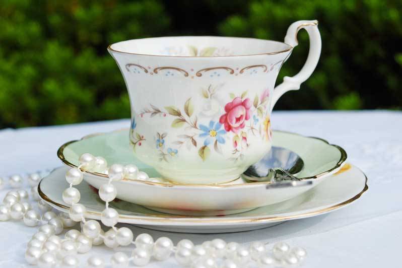 Lovely tea cup set