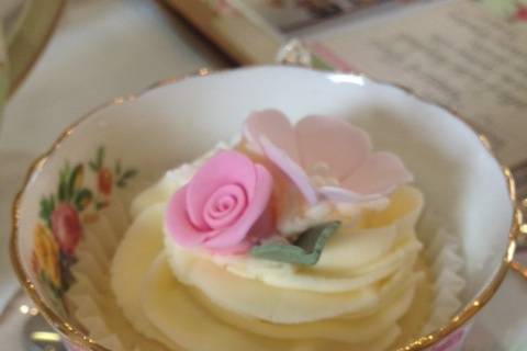 Teacup favours