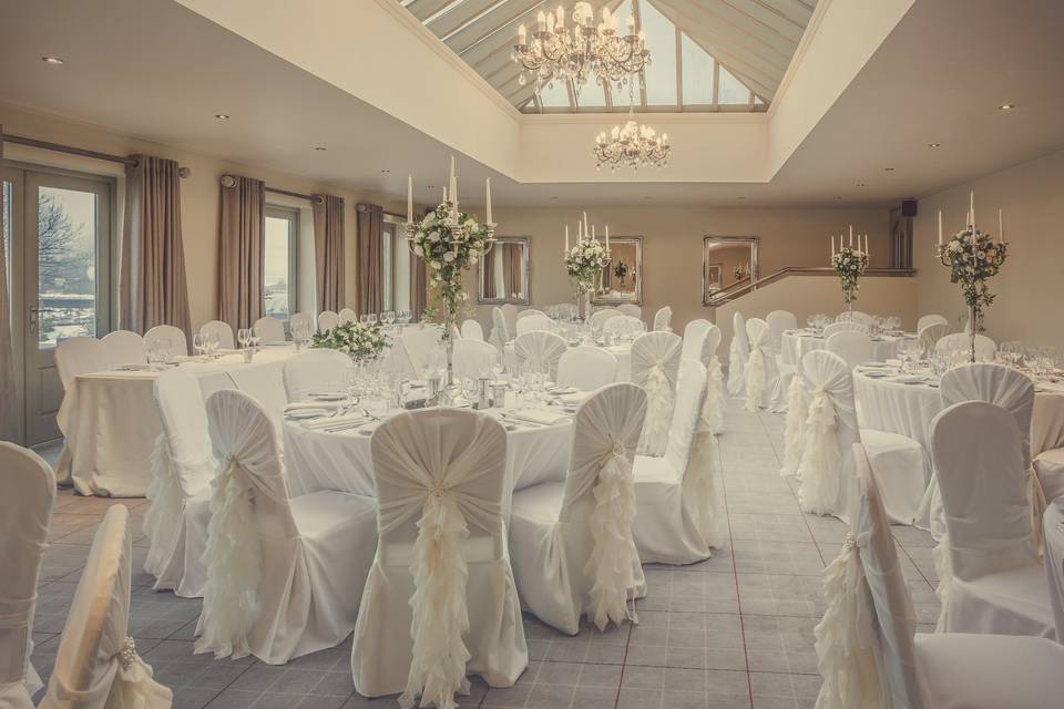 Chair covers, sashes & centres