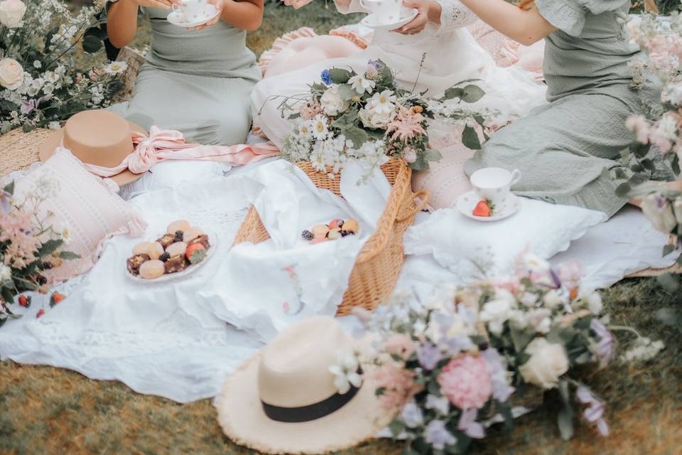 A spring outdoor wedding