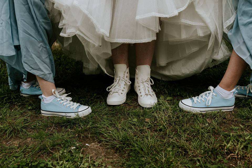 Bride & Bridesmaids