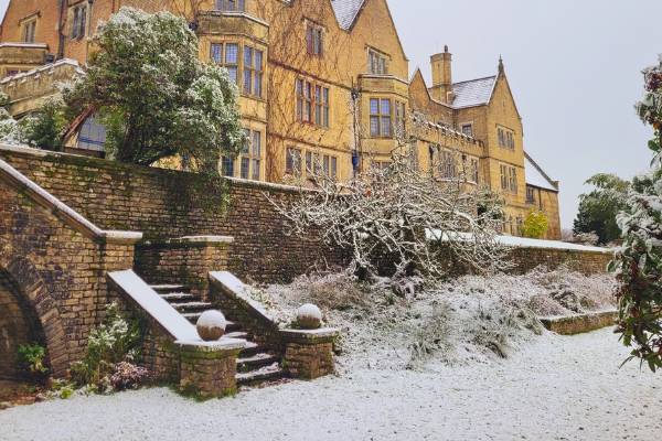 Snow Minstead Lodge