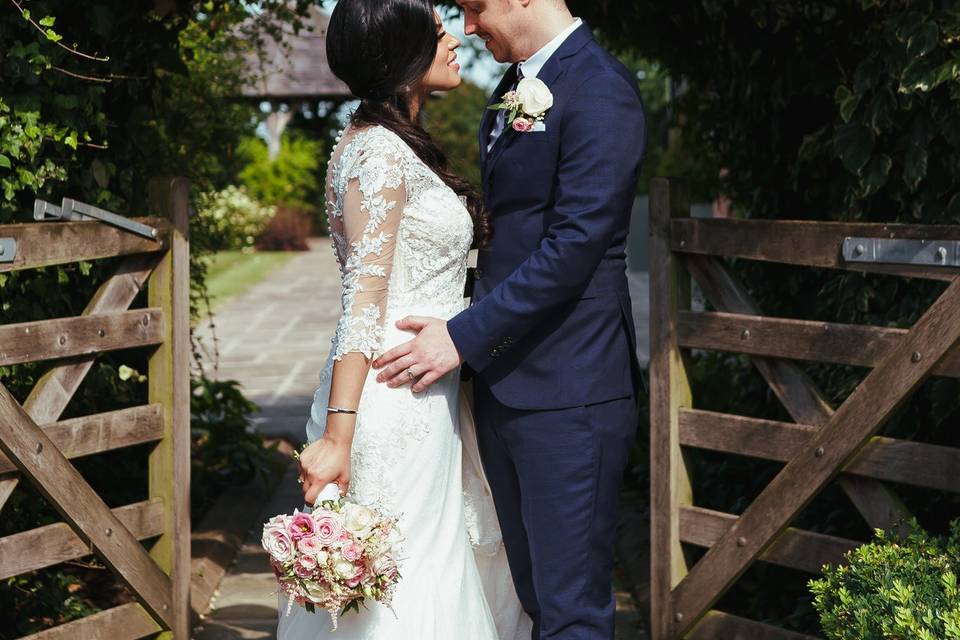 Mythe barn, Chris and Roshni