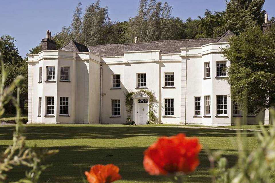 Grade-II listed Georgian manor