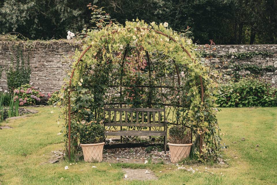 Rose bower