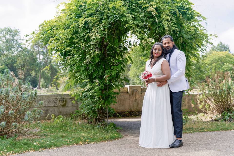 Wedding poses