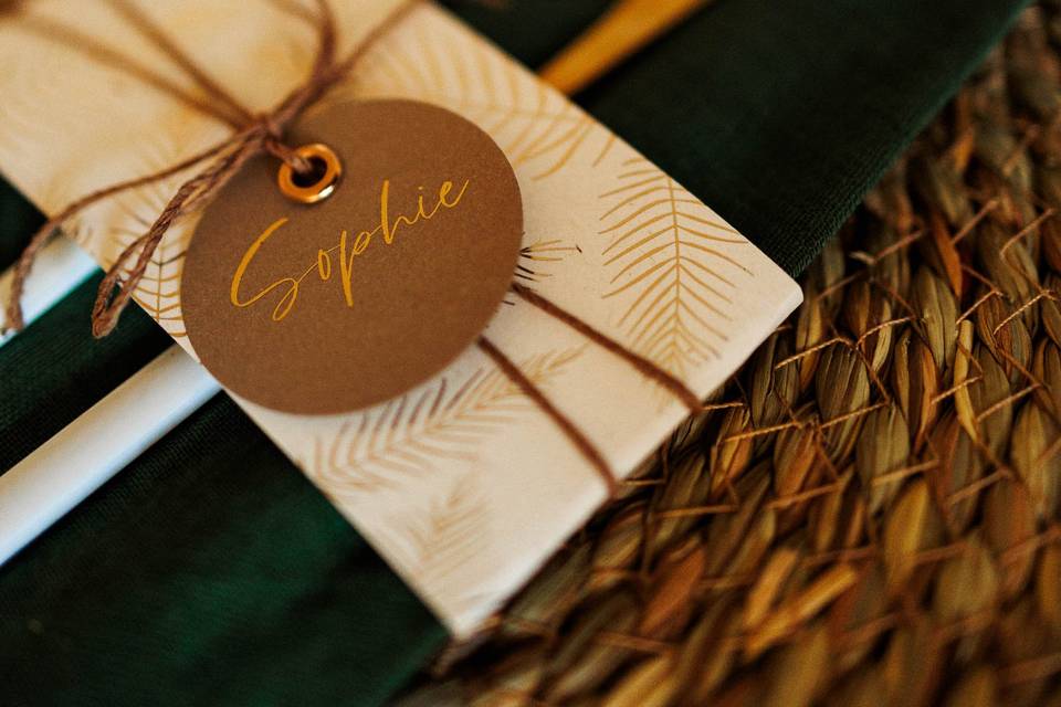 Place setting details