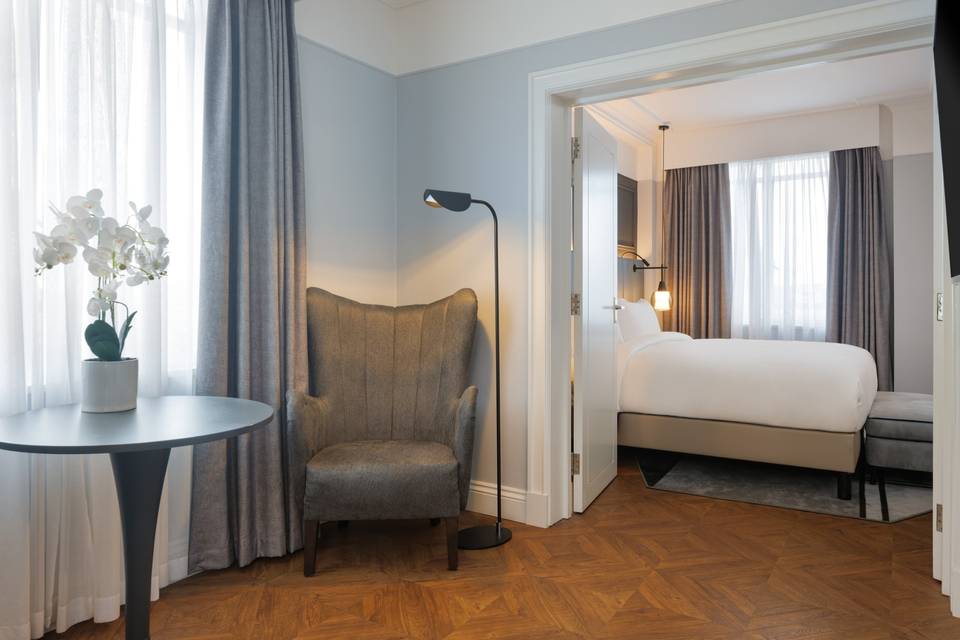 The Queens Hotel