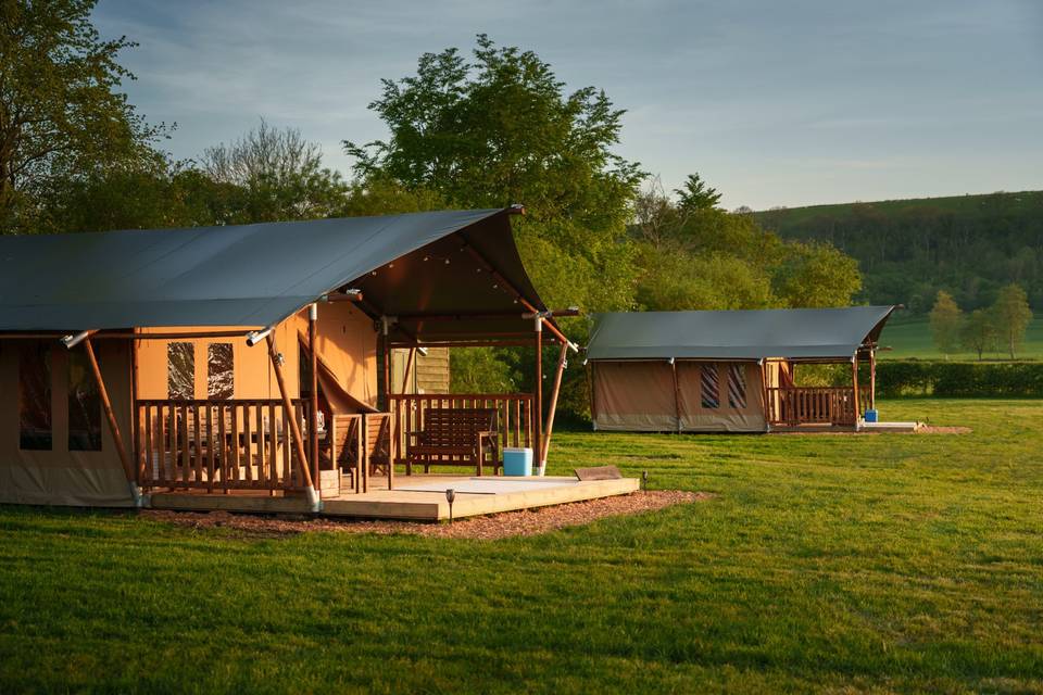 Safari tent