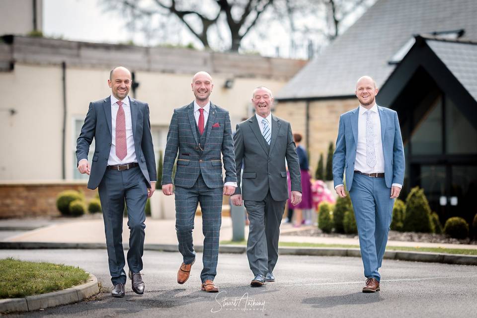 Grooms men