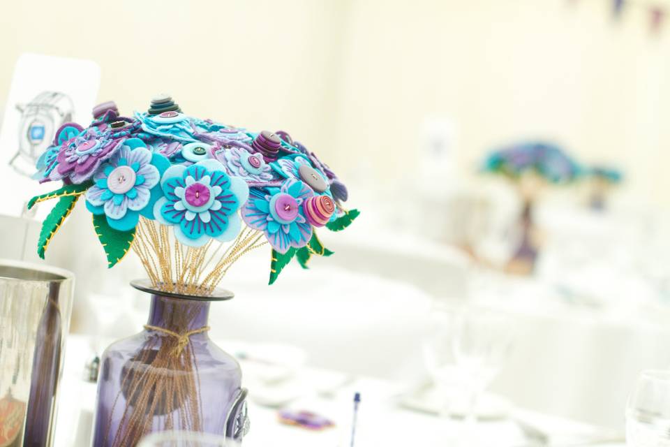 Table arrangement