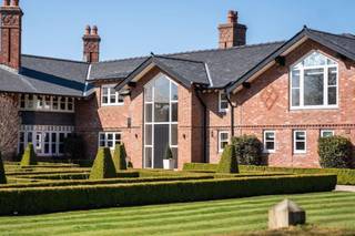Fernside House & Barns