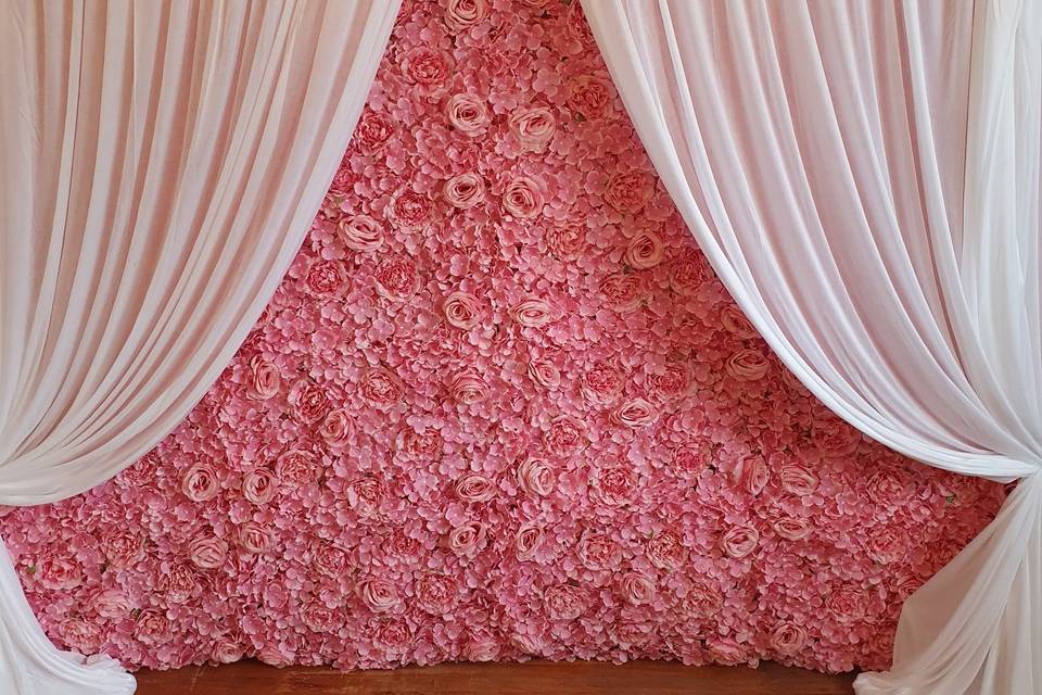 Drapes with Flowerwall