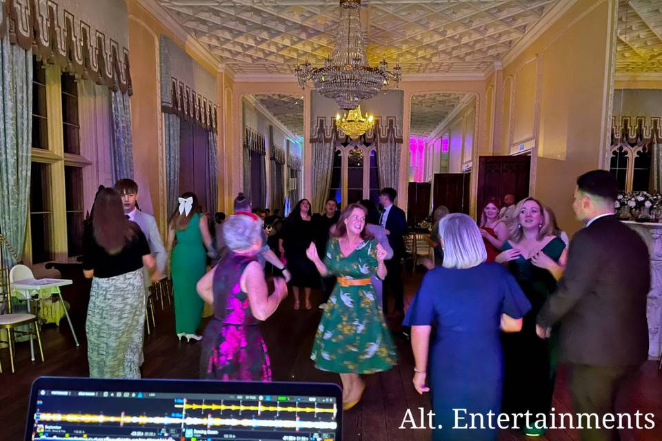 Wedding Dancers