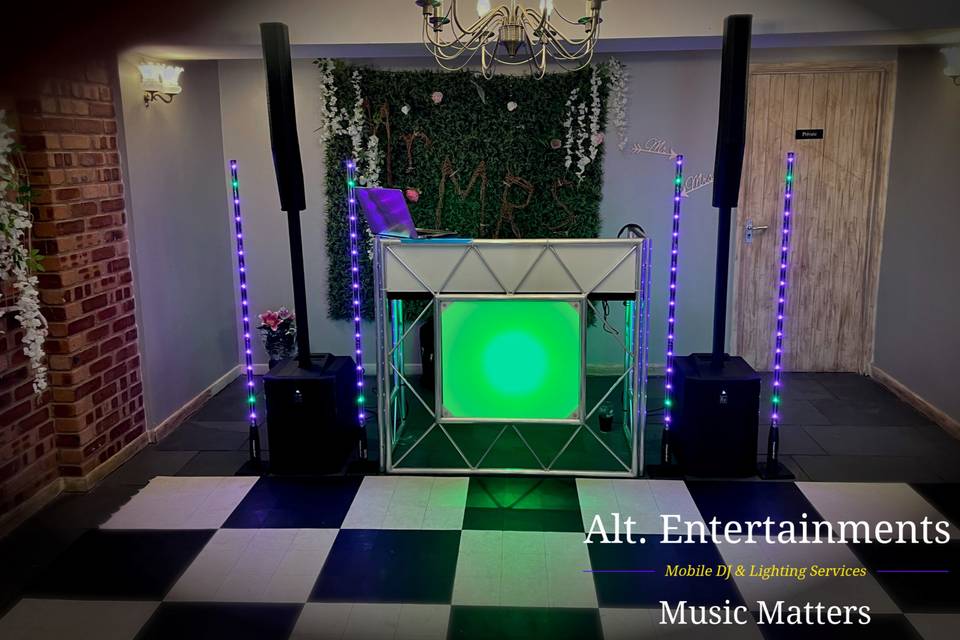 Tight Wedding DJ Setup