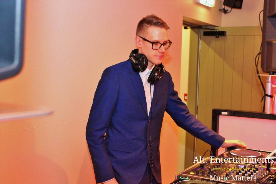 Wedding DJ Staffordshire